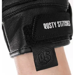 Rusty Stitches Clyde V3